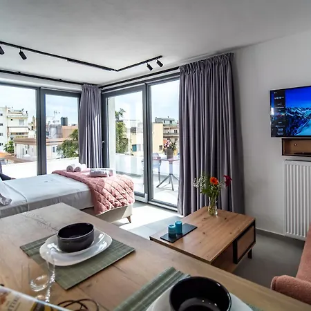 Nestia Urban Aparthotel 4*