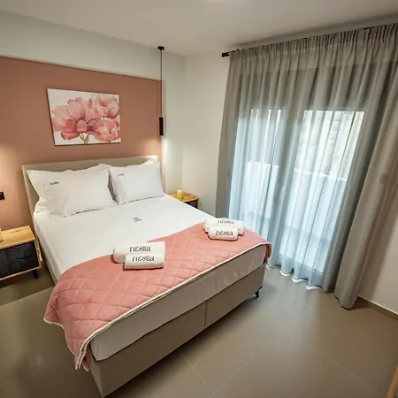 Nestia Urban 4* Volos