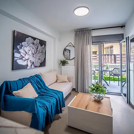 Aparthotel Nestia Urban 4*