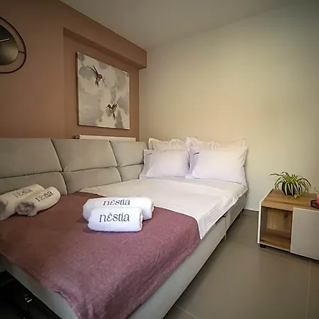 Nestia Urban Aparthotel